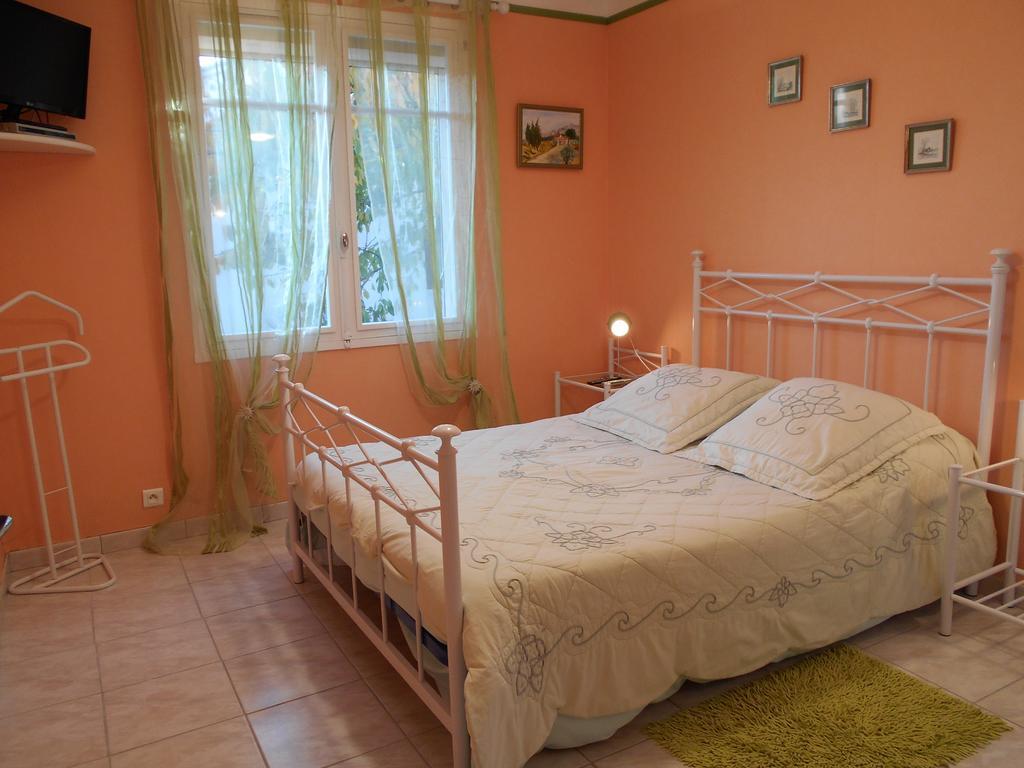 Les Tilleuls B&B 오랑주 객실 사진